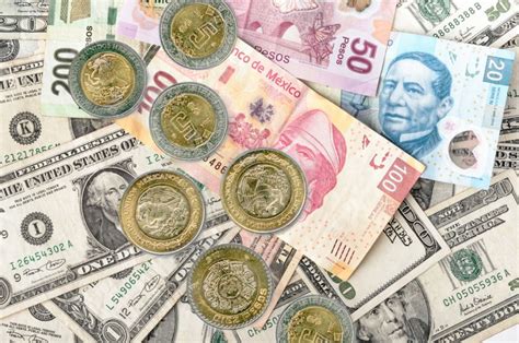 El Peso de la Historia: A Look into Mexico's 2014 Currency Crisis and Its Lingering Effects on the Nation's Economic Landscape